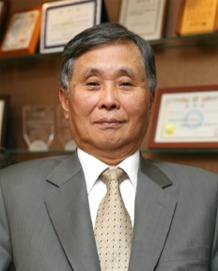 고문 변호사 : 이기창
